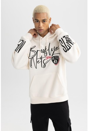 Kapşonlu NBA Sweatshirt - DeFacto Erkek Sweatshirt Modelleri  'da - 1104865770