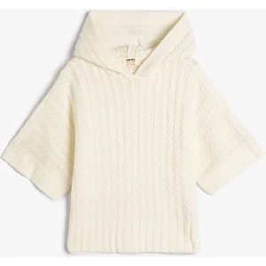 Kapşonlu Panço Kısa Kollu Örgü Detaylı