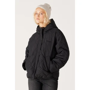 Regular Fit Normal Kesim Kapüşonlu Kapitone Siyah Mont