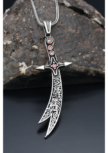 Gümüş Zülfikar Kılıç Figürlü 925 Ayar Erkek Gümüş Kolye Zincir fiyatları