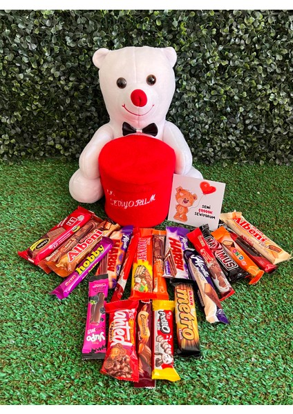 Sevgiliye Hediye Seni Seviyorum Yazılı Kutulu Beyaz Ayıcık ve Kutusunda 20 Çikolata