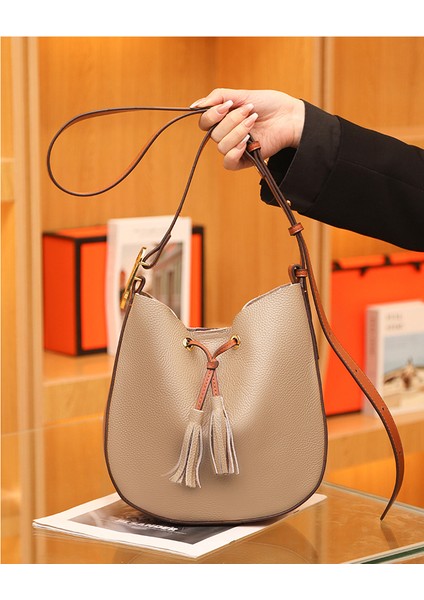 Deri Kadın Çarpma Renk Büyük Kapasiteli Tek Omuz Crossbody Yumuşak Deri Kova Gelgit Çanta (Yurt Dışından)