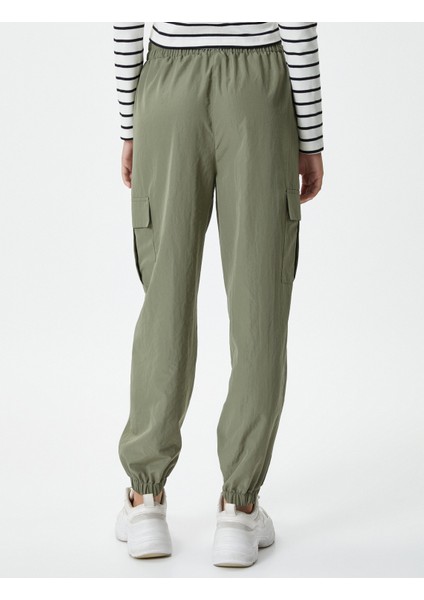 Kargo Pantolon Beli ve Paçası Lastikli Kapaklı Cepli fırsatları