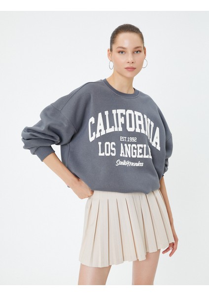 Kolej Sweatshirt Şardonlu Rahat Kalıp Uzun Baskılı