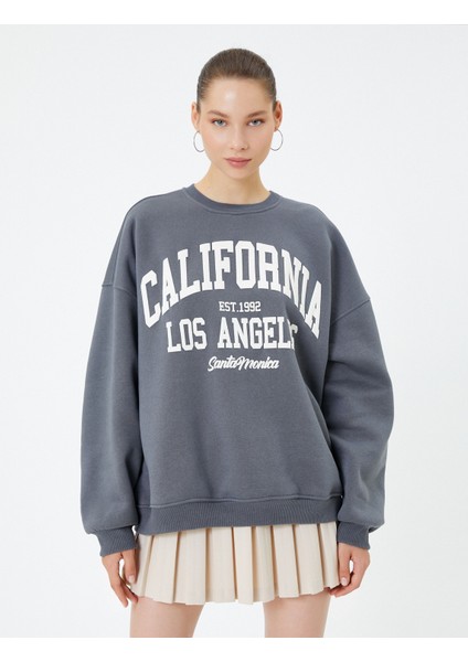 Kolej Sweatshirt Şardonlu Rahat Kalıp Uzun Baskılı modelleri
