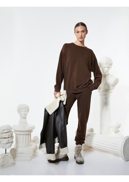 Bisiklet Yaka Sweatshirt Rahat Kesim Uzun Kollu