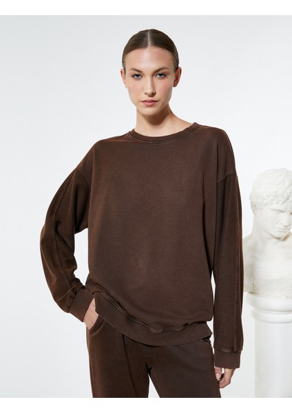 Bisiklet Yaka Sweatshirt Rahat Kesim Uzun Kollu fiyatları