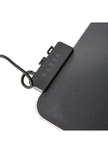 FireFly V2 Mouse Pad RZ02-03020100-R3M1