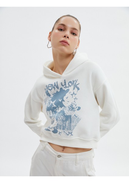 Crop Kapşonlu Sweatshirt Şardonlu Baskılı Pamuklu