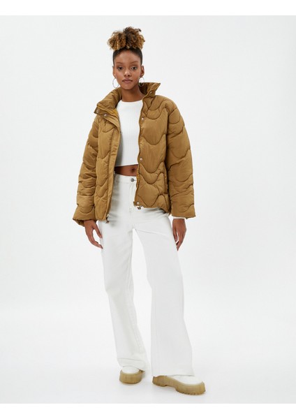 Şişme Kapitoneli Mont Dik Yaka Cepli Fermuarlı fiyatları