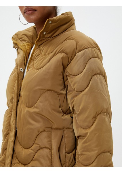 Şişme Kapitoneli Mont Dik Yaka Cepli Fermuarlı indirimleri