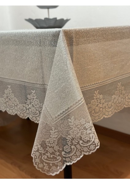 Çini Desenli Dertsiz Leke Tutmaz Dantelli Masa Örtüsü Gümüş 160X220 cm fırsatları