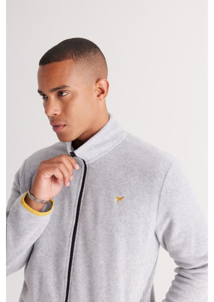 Erkek Gri Melanj Standart Fit Normal Kesim Soğuk Geçirmez Dik Yaka Polar Sweatshirt Ceket