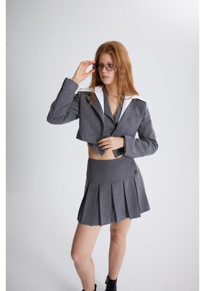 Düğme Detaylı Pileli Mini Kira Etek Gri indirimleri