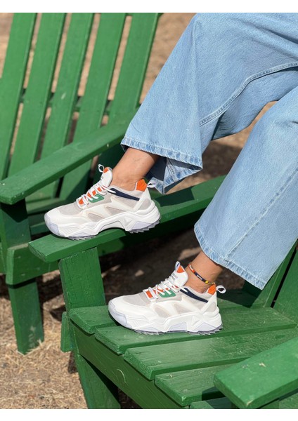 Wendy Beyaz Bağcıklı Kadın Sneaker modelleri
