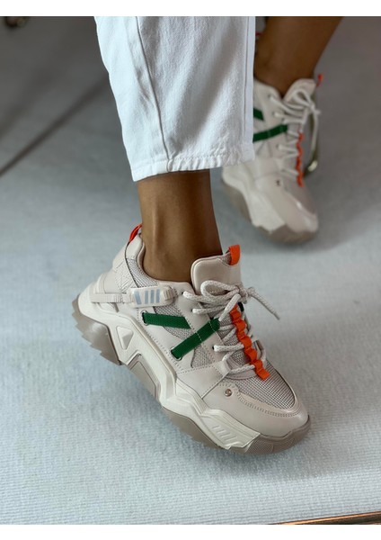 Bold Bej Bağcıklı Kadın Sneaker fırsatları