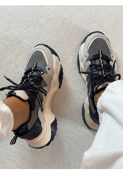 Bold Siyah Bağcıklı Kadın Sneaker indirimleri