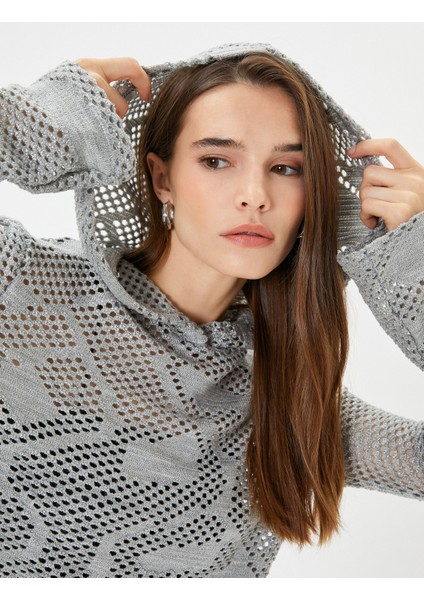 Ajurlu Triko Kazak Kapüşon Detaylı Simli