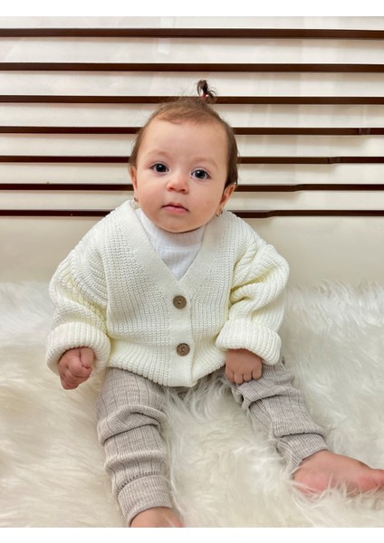 Selanik Örgüsü Triko Ahşap Düğmeli Oversize Basic Model Hırka