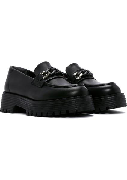 Kadın Deri Tokalı Maskülen Loafer modelleri