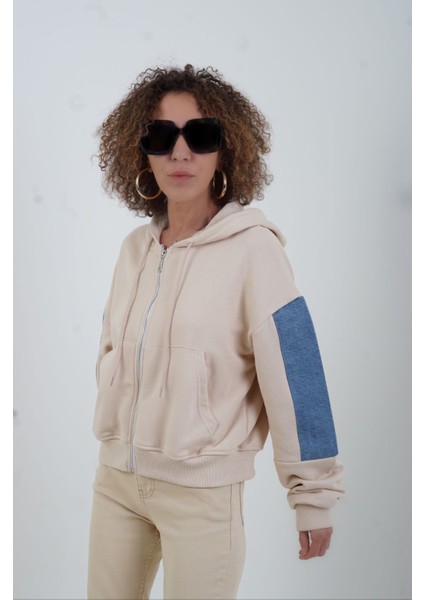 Bej Denim Detaylı Kapüşonlu Fermuarlı Sweat fırsatları