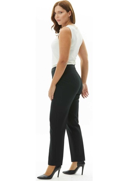 Büyük Beden Cepsiz Boru Paça Pantolon fırsatları