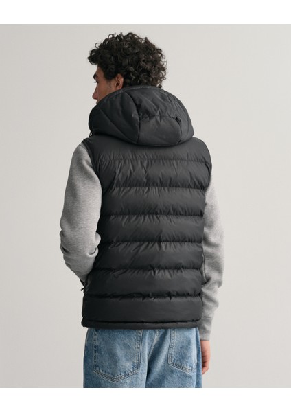 Erkek Siyah Regular Fit Kapüşonlu Yelek 7006352.5