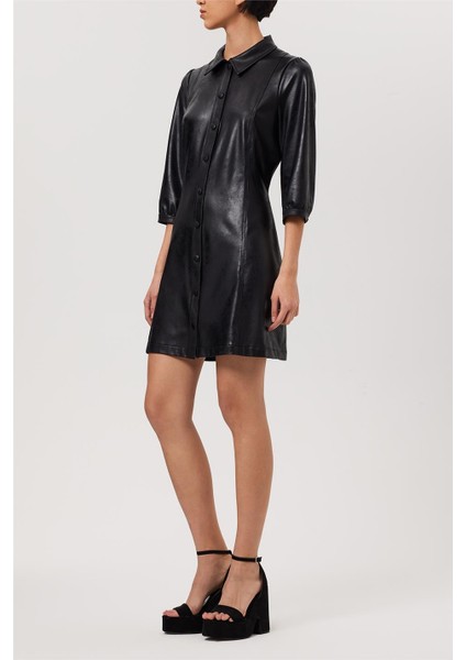 Kadın Siyah Deri Görünümlü Gömlek Yaka Önden Çıtçıtlı Kuplu Elbise