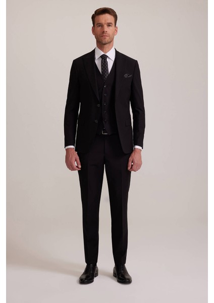 Erkek Siyah Slim Fit Yelekli Sivri Yaka Takım Elbise