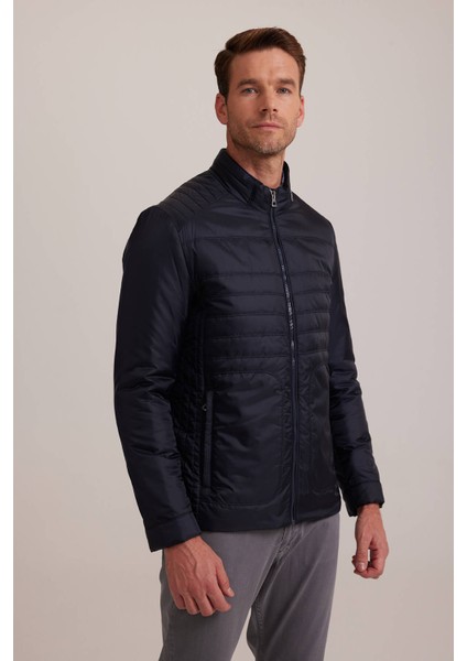 Erkek Lacivert Regular Fit Kışlık Spor Gizli Kapüşon Mont modelleri