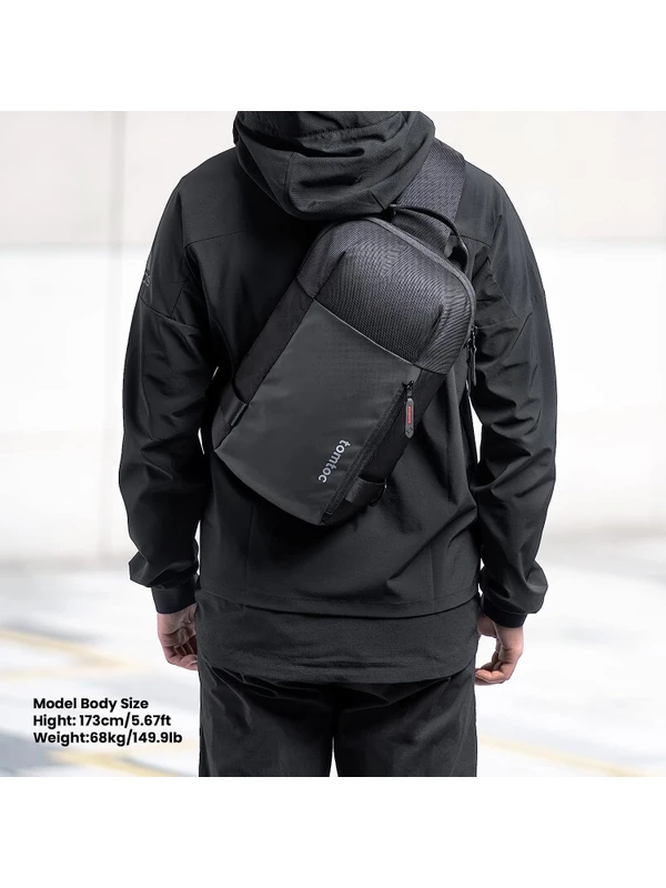 Tomtoc Explorer A54 11 inç / 5L Siyah Çapraz Ipad Omuz Sırt Çantası - T24S1D1