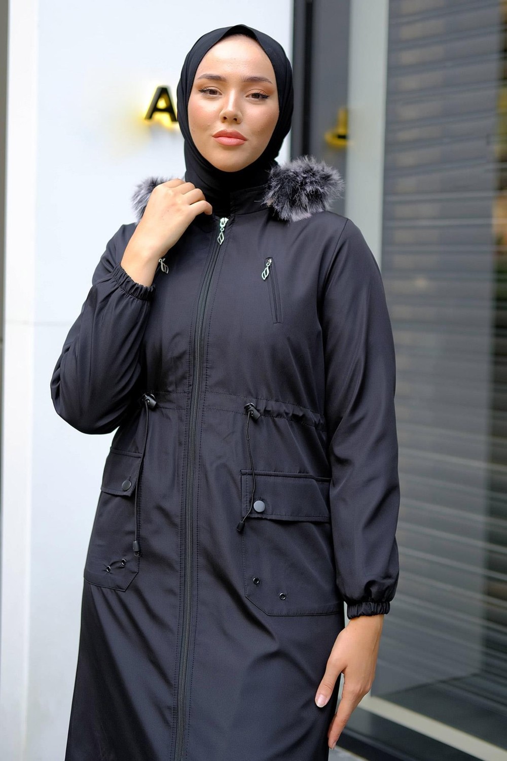 Hafsa Mina Süs Cepli İçi Peluş Mont Siyah HM2295 görsel 3