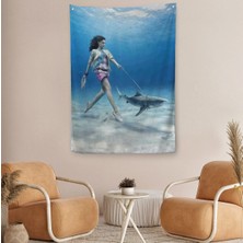 Harita Sepeti Su Altında Köpek Balığı Gezdiren Kadın Duvar Örtüsü-Halısı-6482
