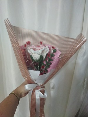 Ponçik Atölyem Örgü Gül Buketi