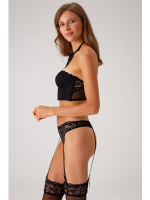 Pierre Cardin Kadın Dantelli Cenova Soft Push Up Büstiyer Takım 4862 Jartiyer ile Şık Tasarım