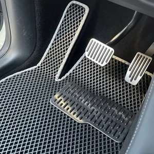 Tesla Model Y 3D Eva Havuzlu 3 Parça Paspas Seti