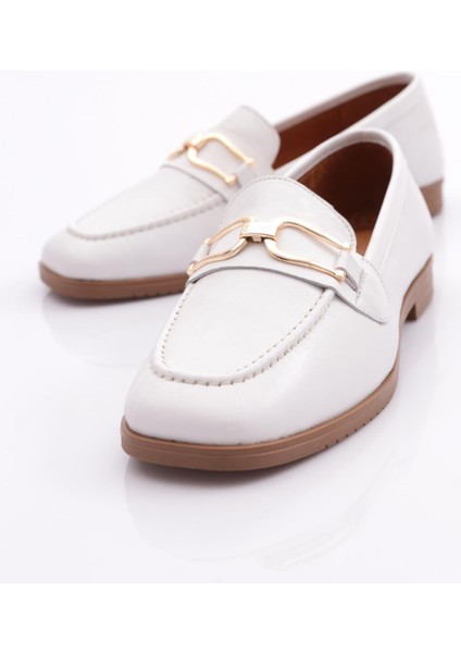 08 Kadın Demirli Küt Burun Babet fırsatları