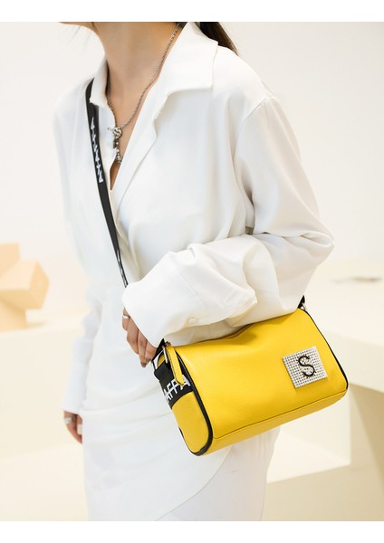 Deri Çanta Kadın 2023 Yeni Moda Crossbody Çanta Gündelik El Çantası Elmas Küçük Kare Çanta Baş Katmanlı Deri Omuz Çantası (Yurt Dışından)