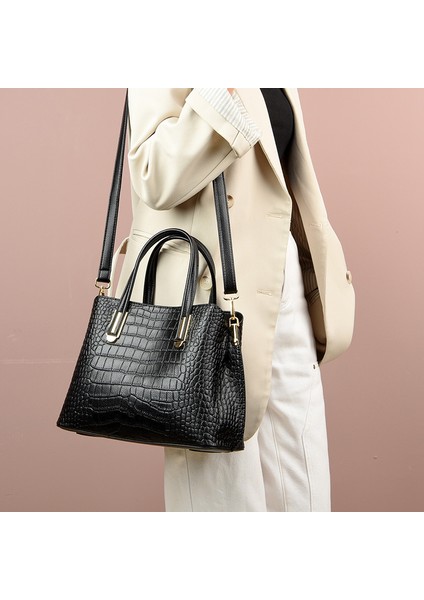 Çanta Kadın Çantası 2023 Yeni Avrupa ve Amerikan Tarzı Timsah Desen Bayan Çanta Çok Katmanlı Büyük Kapasiteli Tek Omuzlu Messenger Çanta (Yurt Dışından) modelleri