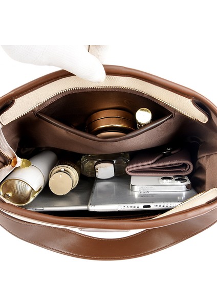 Çanta Büyük Kapasiteli Kadın Çantası 2023 Yeni Vintage Bayan Omuz Çantası Moda Banliyö Crossbody Çantası (Yurt Dışından) fırsatları