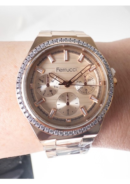Rose Gold Swarovski Taşlı Kadın Kol Saati