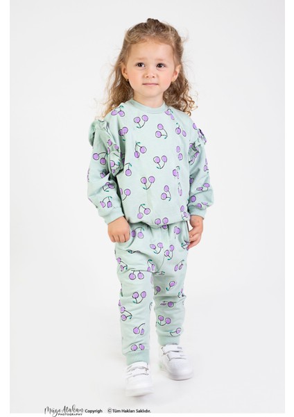 Kız Bebek&çocuk Iki Iplik Kumaş Kiraz Desenli Orta Kalınlıkta Örme Basic Oversize Alt Üst Eşofman Takımı