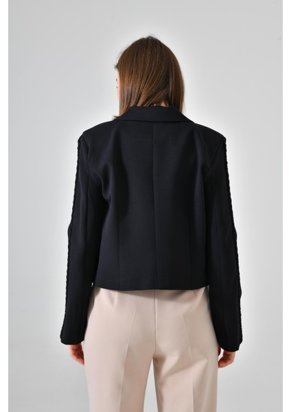 Siyah Kol Detaylı Regular Blazer Ceket