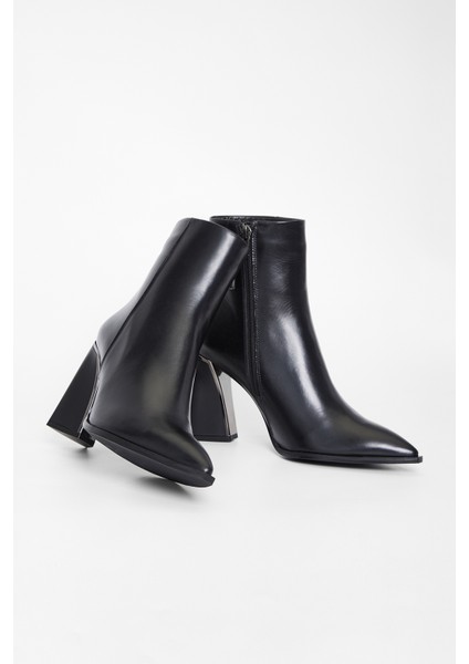 Kadın Siyah Deri Casual Bot 33 54360 Bn Bot SK23/24 fırsatları