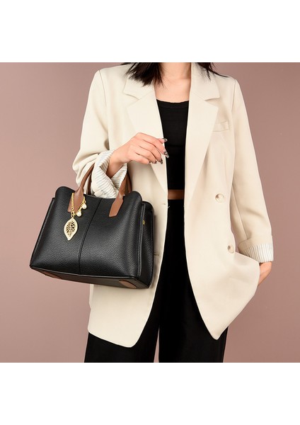 2023 Yeni El Çantası Avrupa ve Amerikan Retro Kadın Çantası Çok Katmanlı Büyük Kapasiteli Tek Omuzlu Eğimli (Yurt Dışından) modelleri