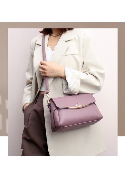 Kore Moda Kadın Çantası Yaz Yeni 2023 Gelgit Orta Yaşlı Anne Çantası Basit Vahşi Tek Omuzlu Eğimli Küçük Kare Çanta (Yurt Dışından) fiyatları