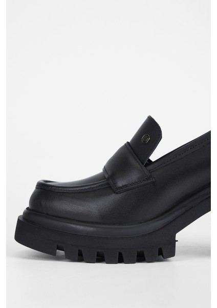 Kadın Hakiki Deri Makosen Ayakkabı 775 27725 Bn Ayk SK23/24 modelleri