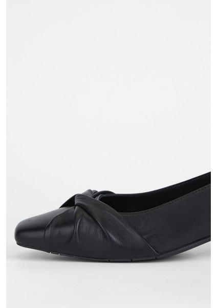 Kadın Hakiki Deri Topuklu Ayakkabı 923 780 Bn Ayk SK23/24 modelleri