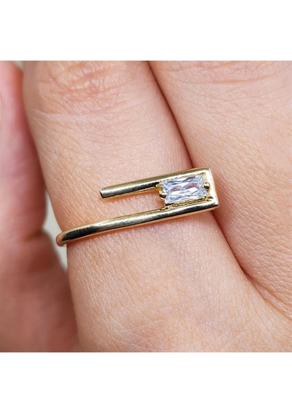 Gümüş Yüzük - Ataç Signity Swaroski (Zirkon) Baget Taşlı Tasarım Gümüş Yüzük-Baget Taşlı Gümüş Yüzük modelleri