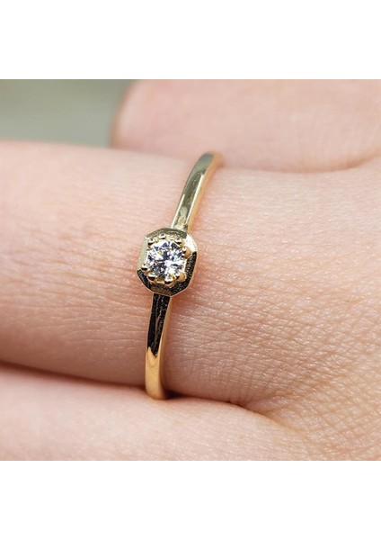 Gümüş Yüzük - Altıgen Minimal Signity Taşlı (Zirkon)Tek Taş 925 Ayar Gümüş Yüzük fırsatları